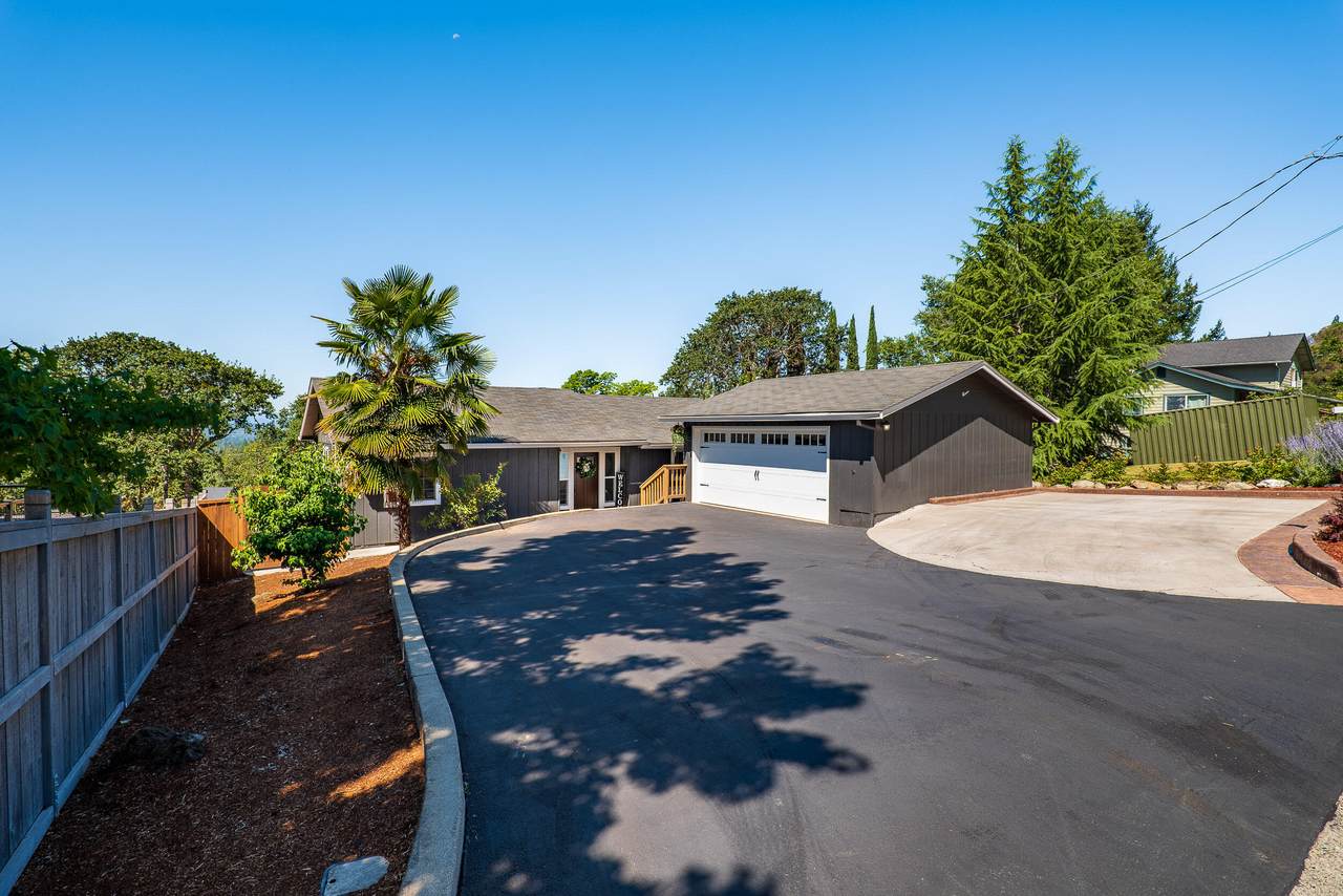 1710 Beverly Drive - Photo 1