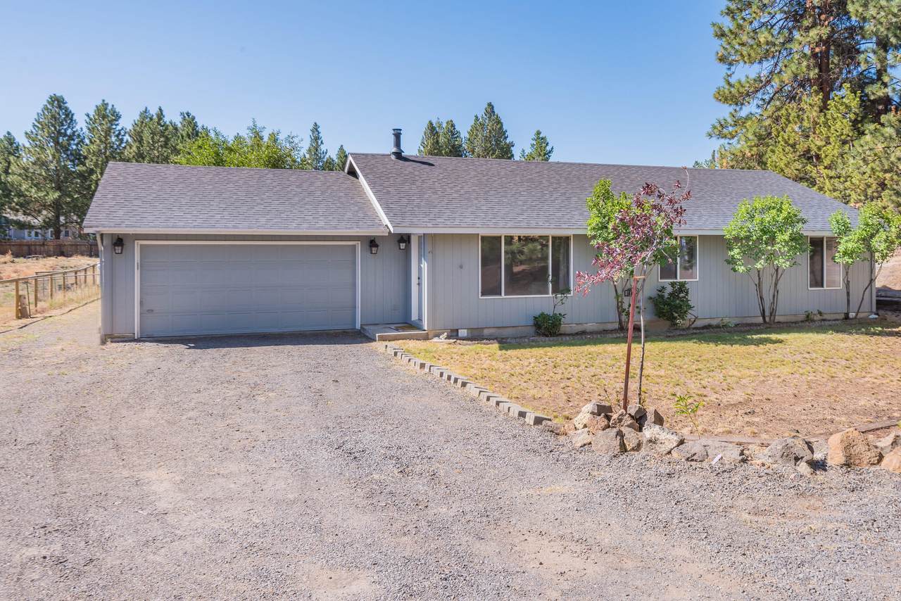 19149 Pumice Butte Road - Photo 1