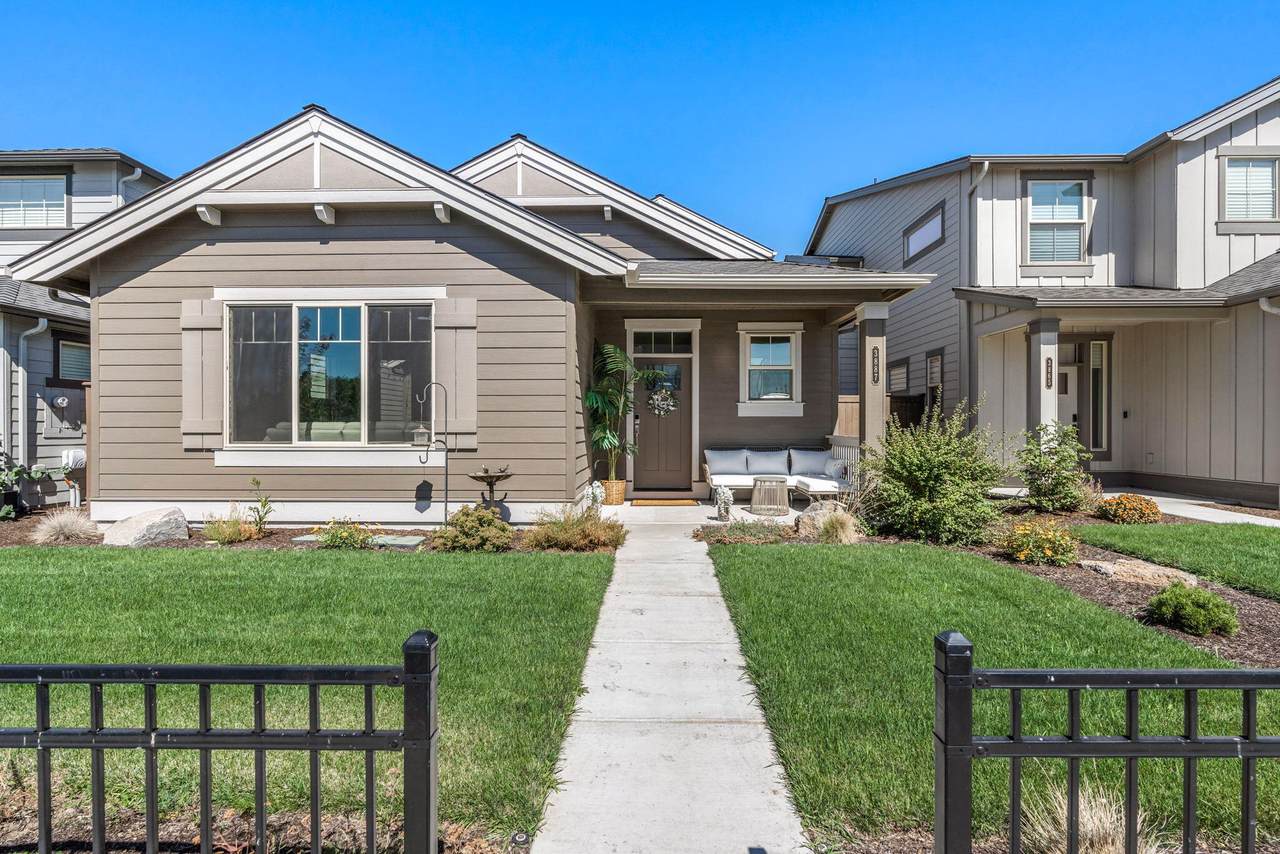 3887 Coyote Place - Photo 1