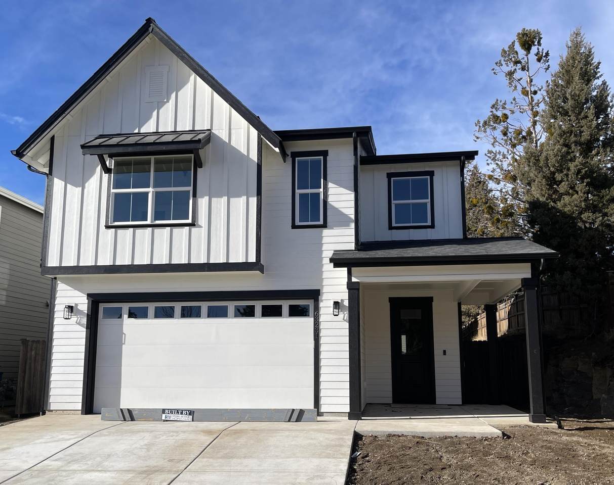 63231 Lavacrest Street - Photo 1