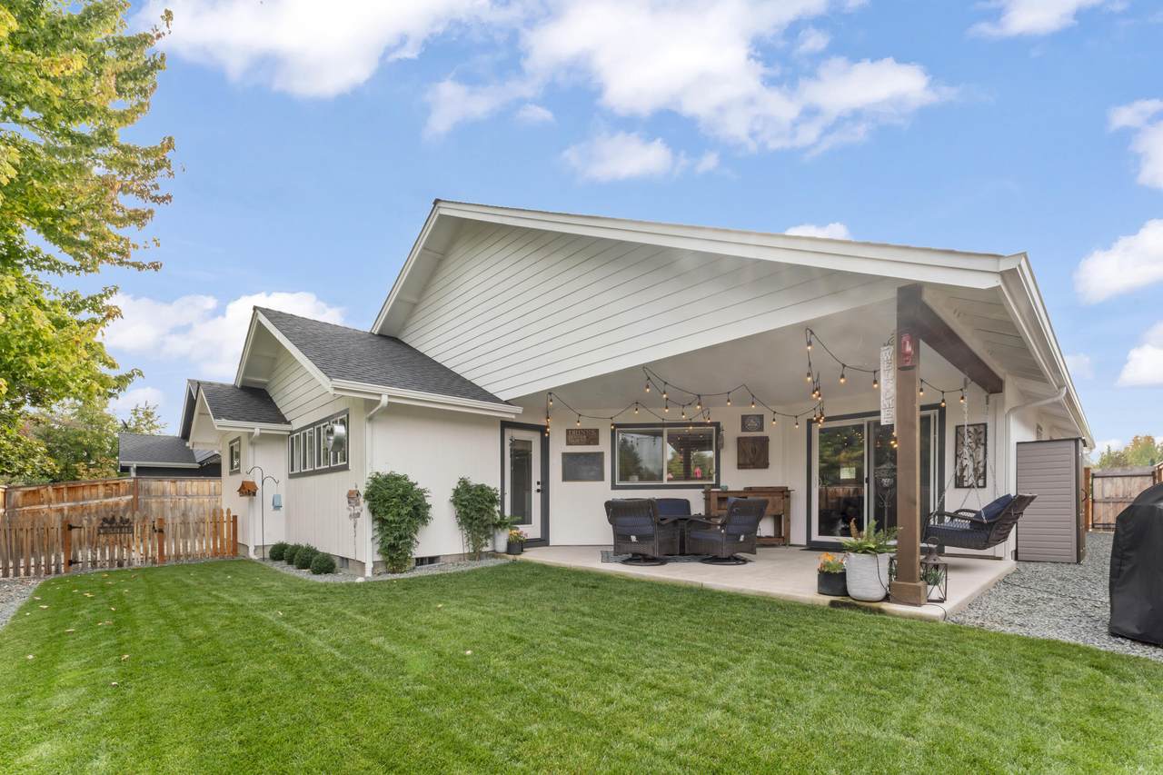 1004 Princeton Place - Photo 1