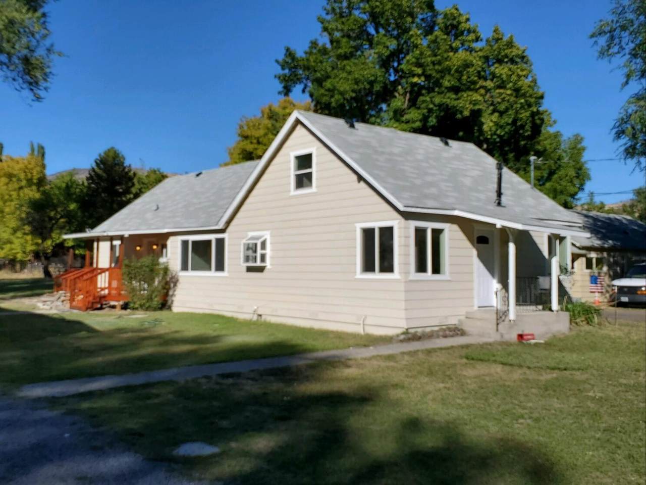 5109 Miller Avenue - Photo 1