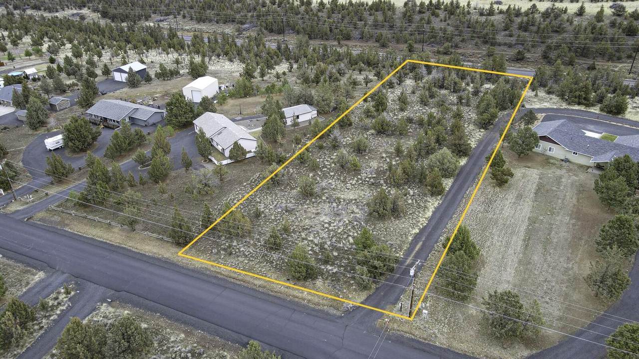 TL 1100 Jerry Drive - Photo 1