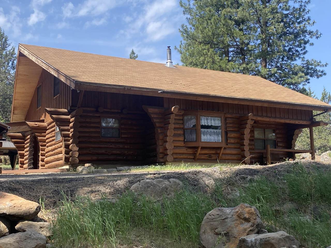 16470 Hillcrest Road - Photo 1