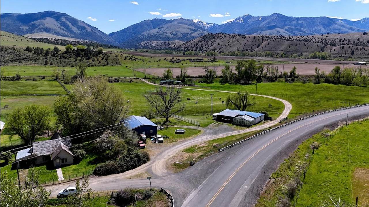 55550 Mckern Lane - Photo 1