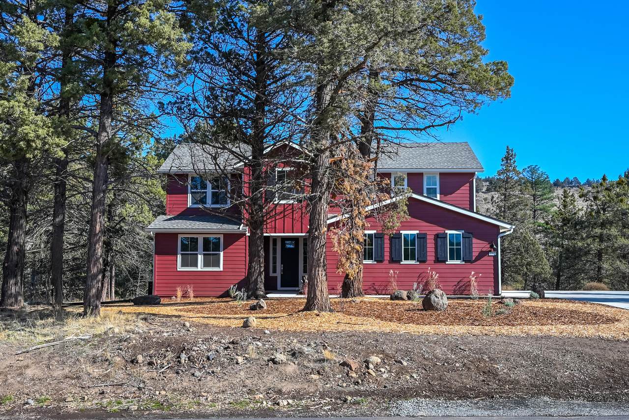 1217 Vine Maple Drive - Photo 1