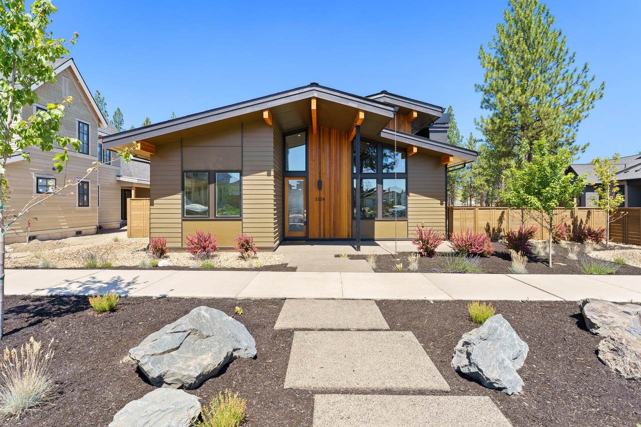 3354 Leavitt Lane - Photo 1