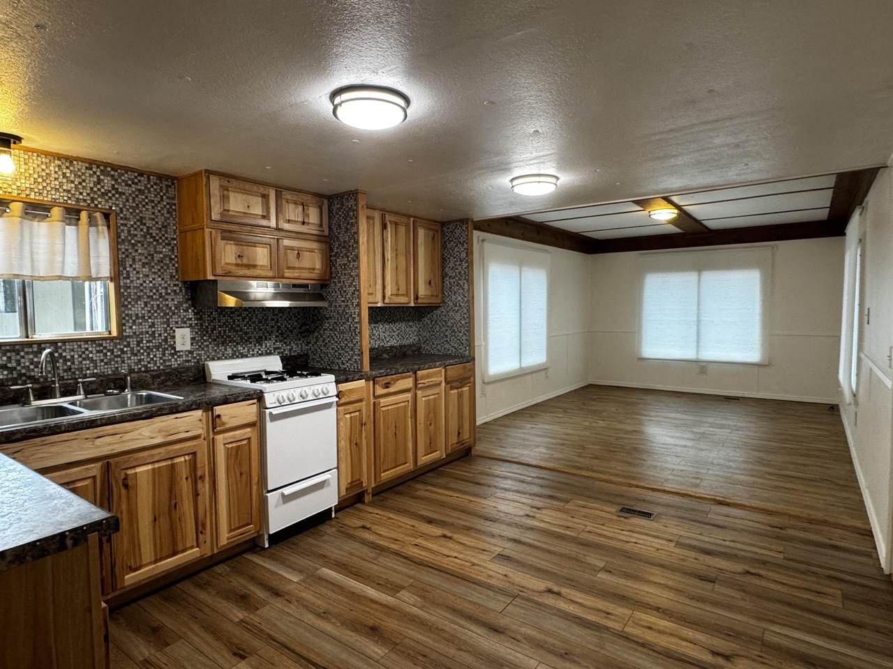 9566 Old Stage Road - Photo 1