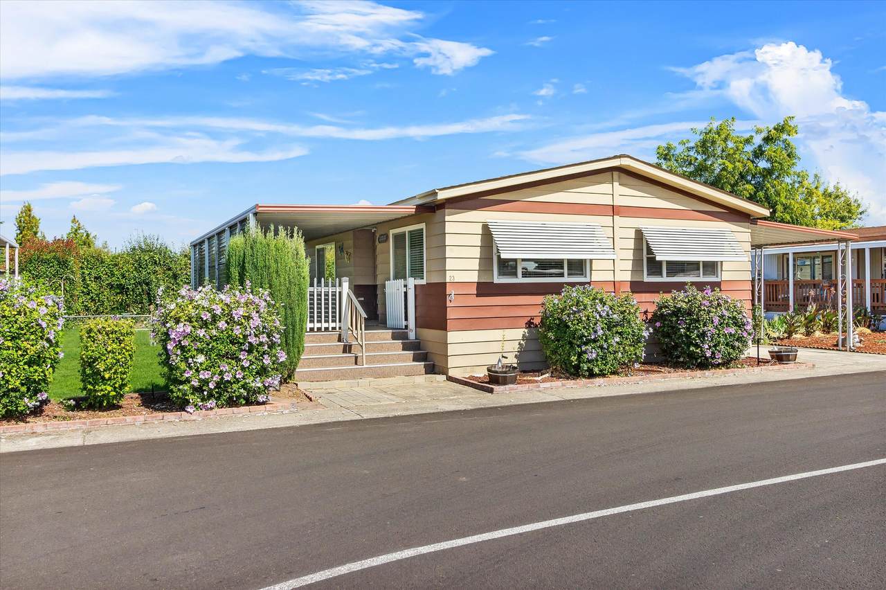 301 Freeman Road - Photo 1