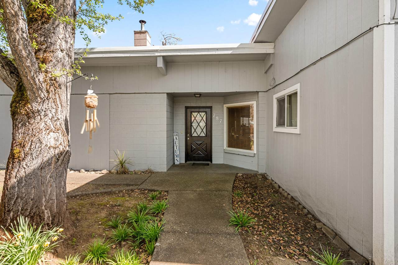 787 Shasta Avenue - Photo 1