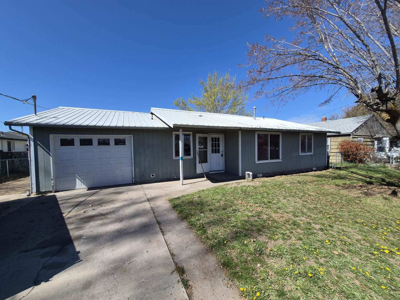785 Beaver Street - Photo 1