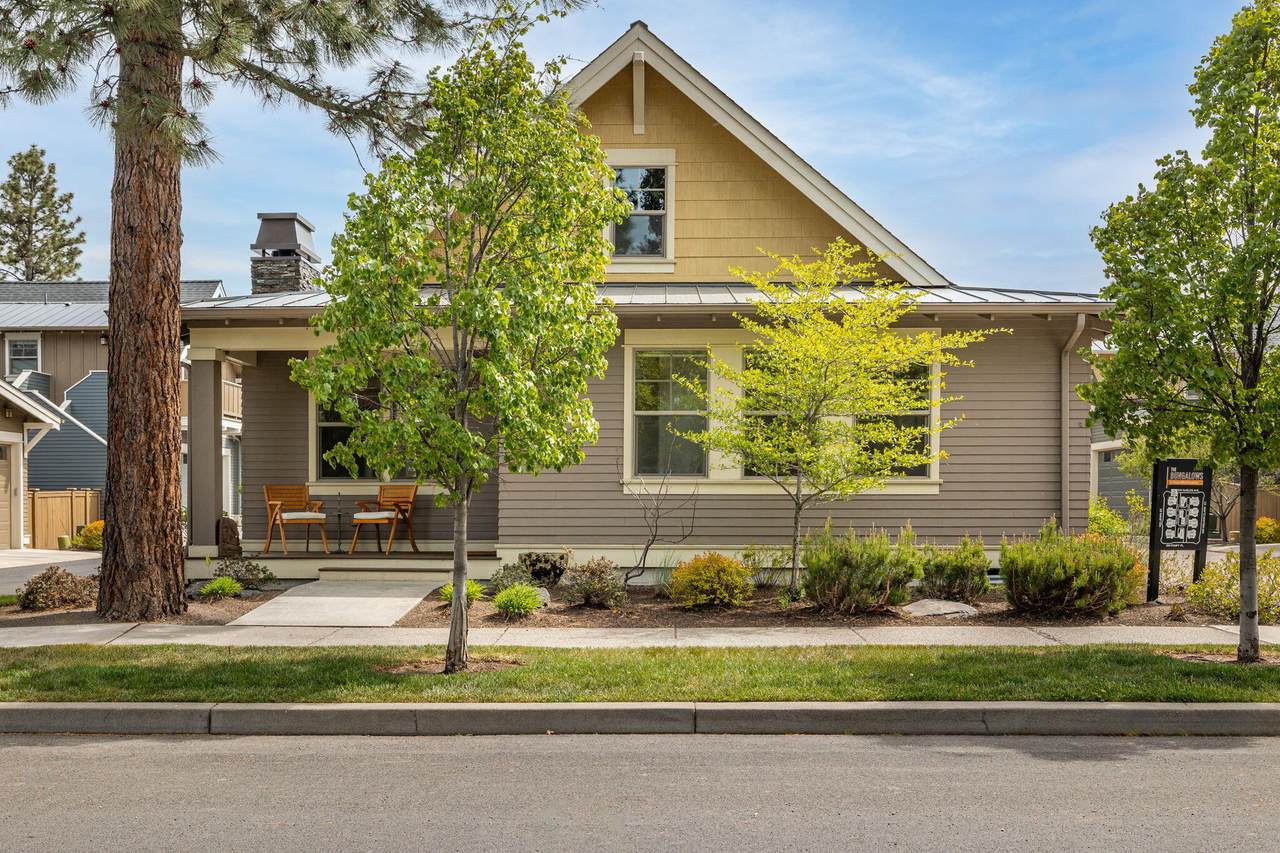 2555 Shields Drive - Photo 1