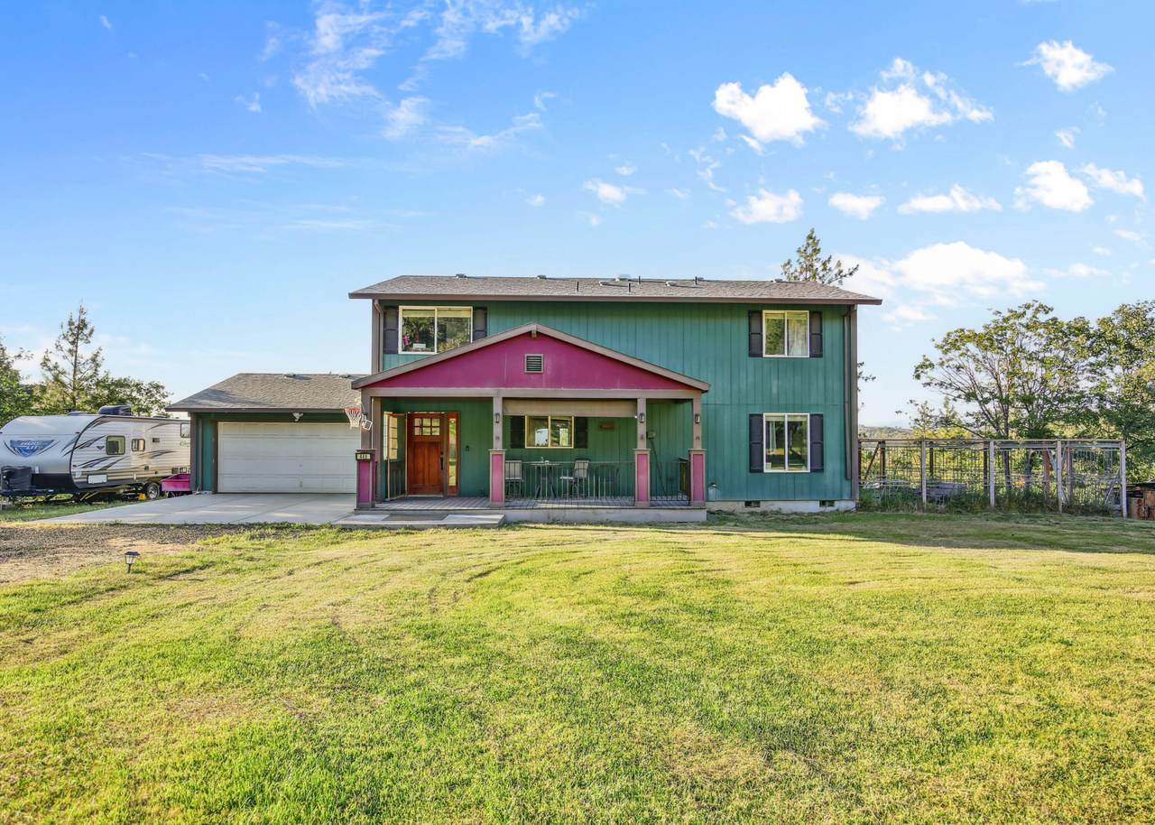 448 Wren Ridge Drive - Photo 1