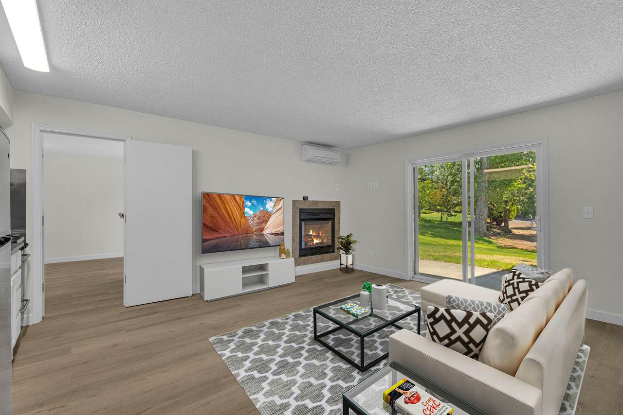 1565 Wall Street - Photo 1