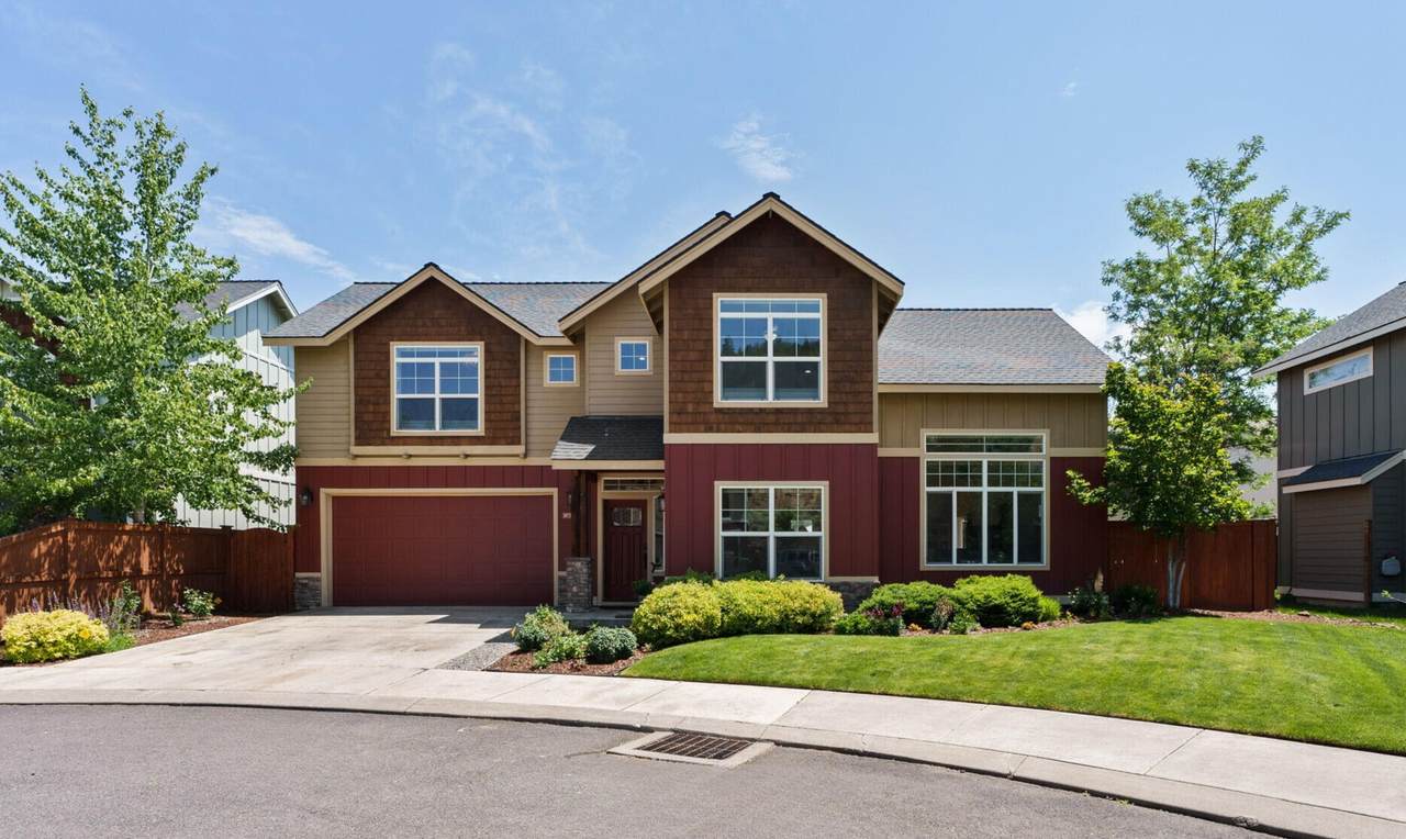 1072 Parkview Court - Photo 1