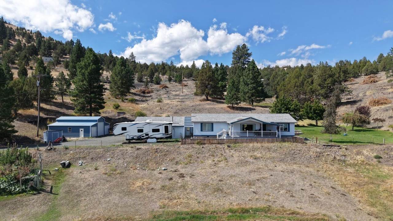 27028 Adam Road - Photo 1