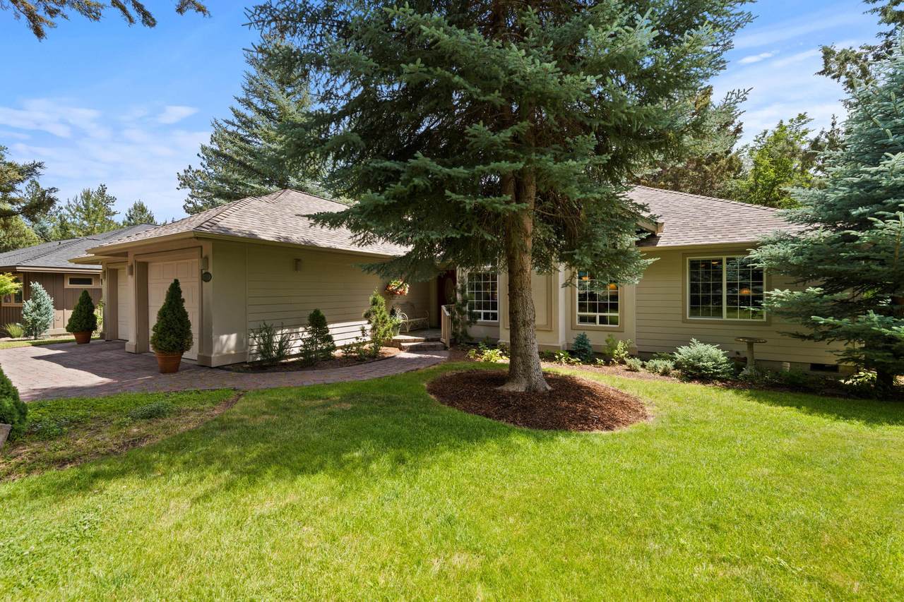 2697 Whitworth Way - Photo 1