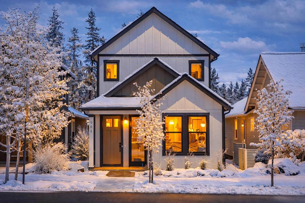 988 Black Butte Avenue - Photo 1