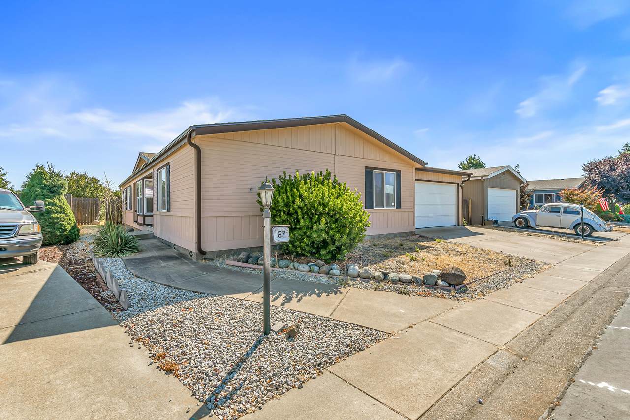555 Freeman Road - Photo 1