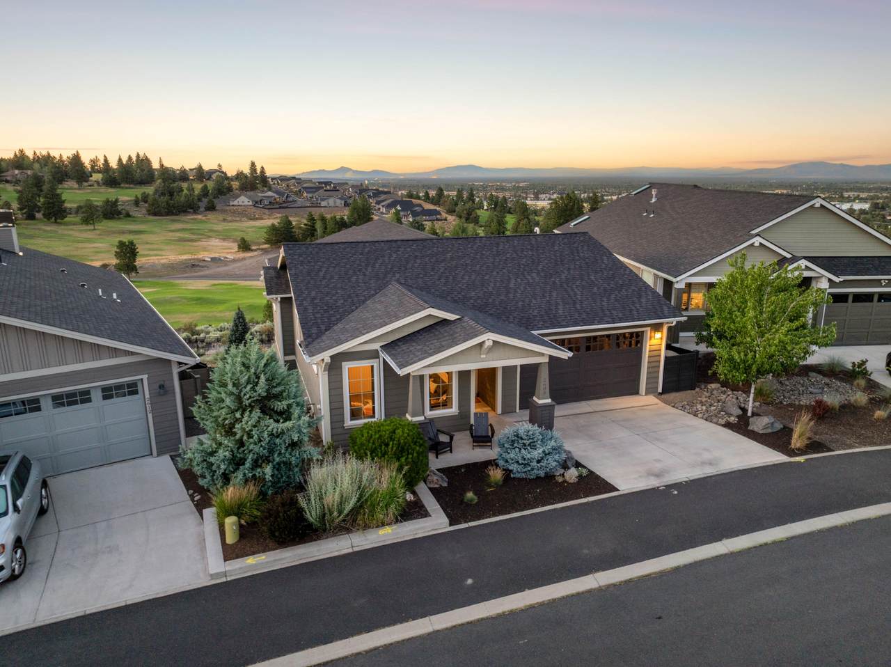 2608 Compass Corner Loop - Photo 1