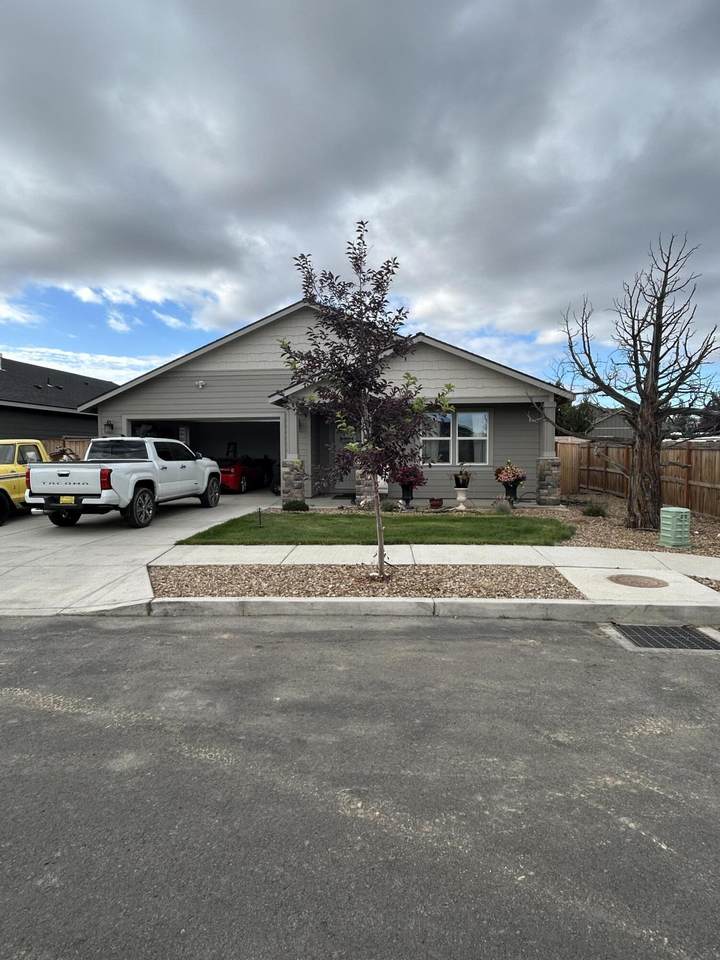 3154 Cedar Avenue - Photo 1