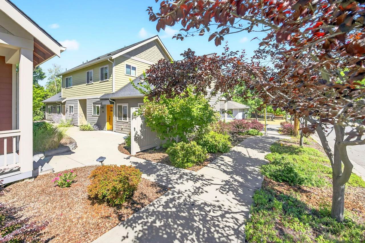 1245 Iowa Street - Photo 1