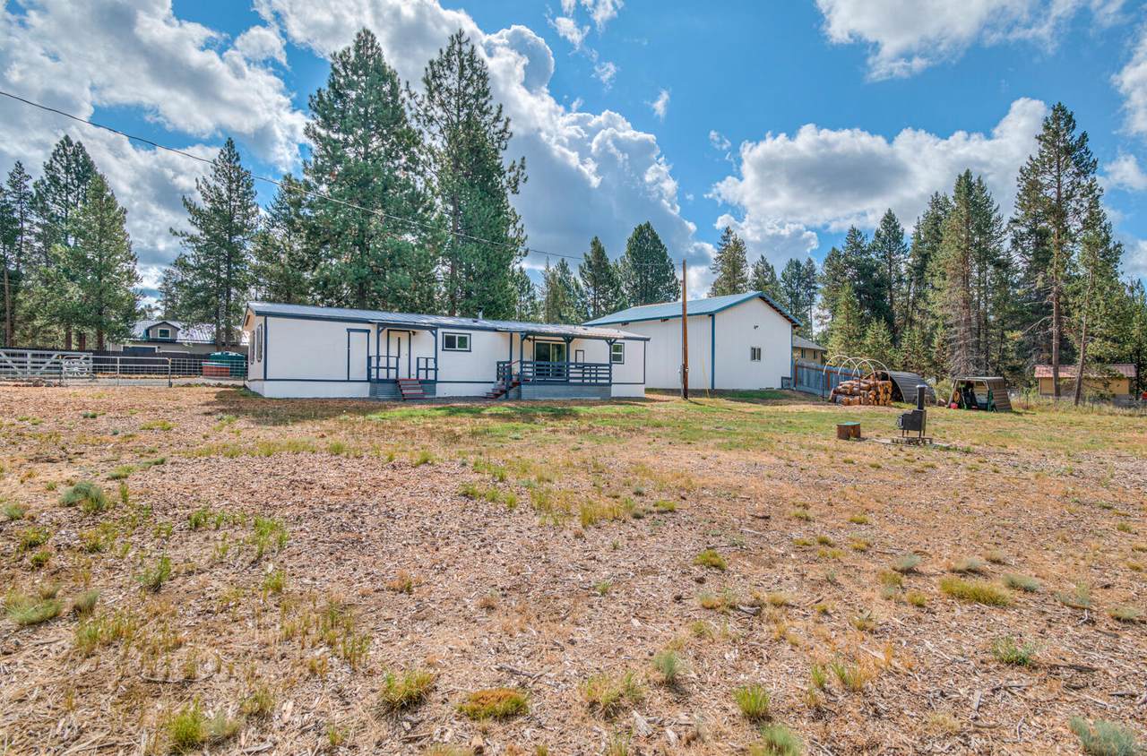 55877 Blue Eagle Road - Photo 1