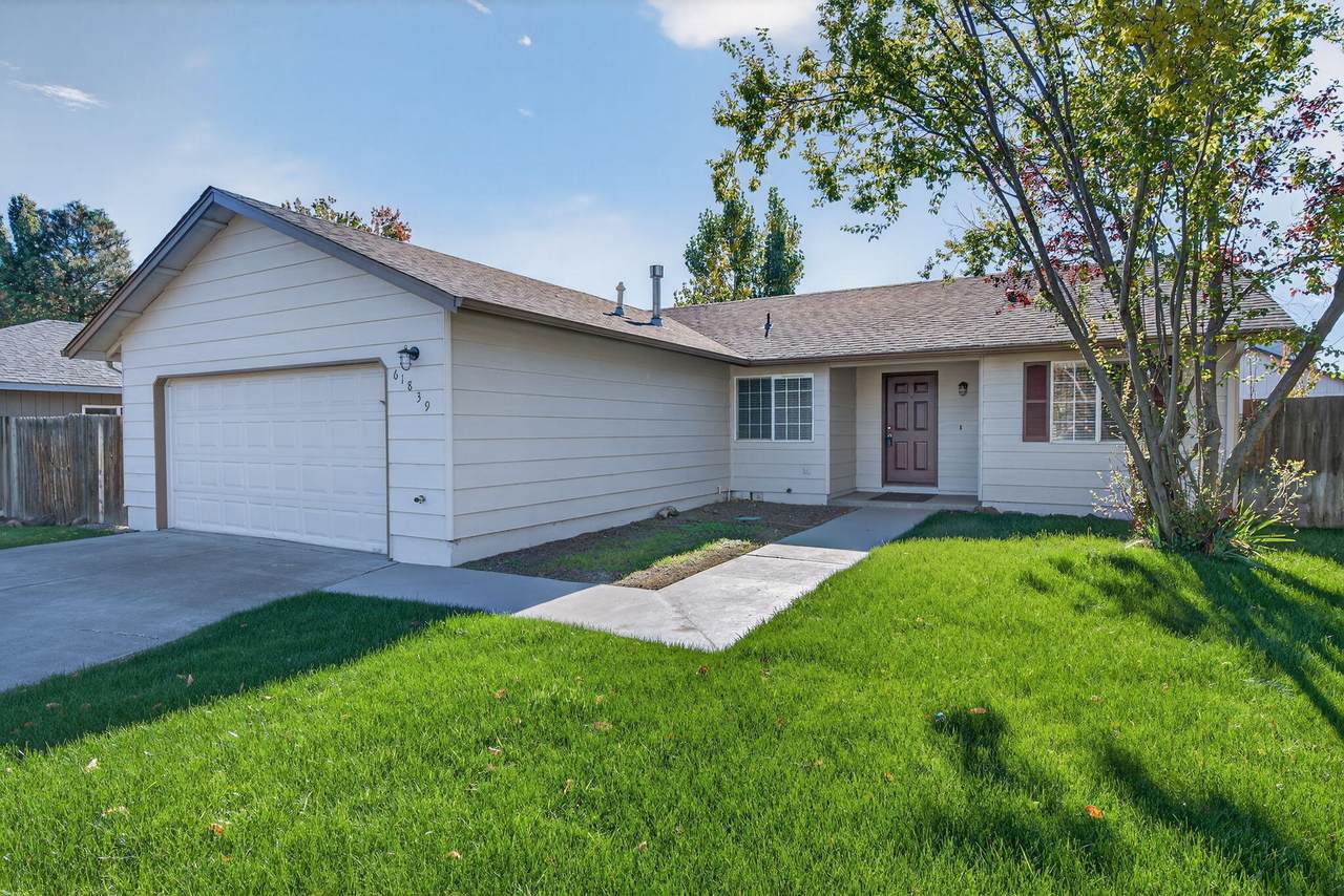 61839 Avonlea Circle - Photo 1