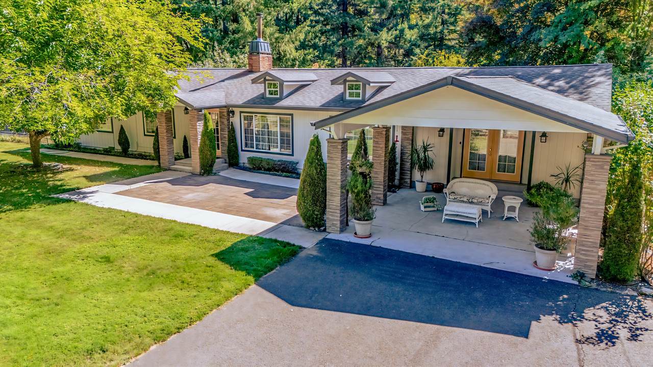 1121 Yeust Road - Photo 1