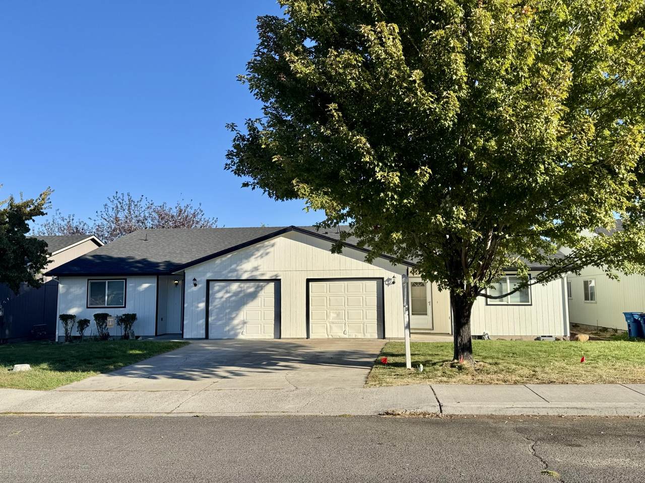 609 Larch Avenue - Photo 1