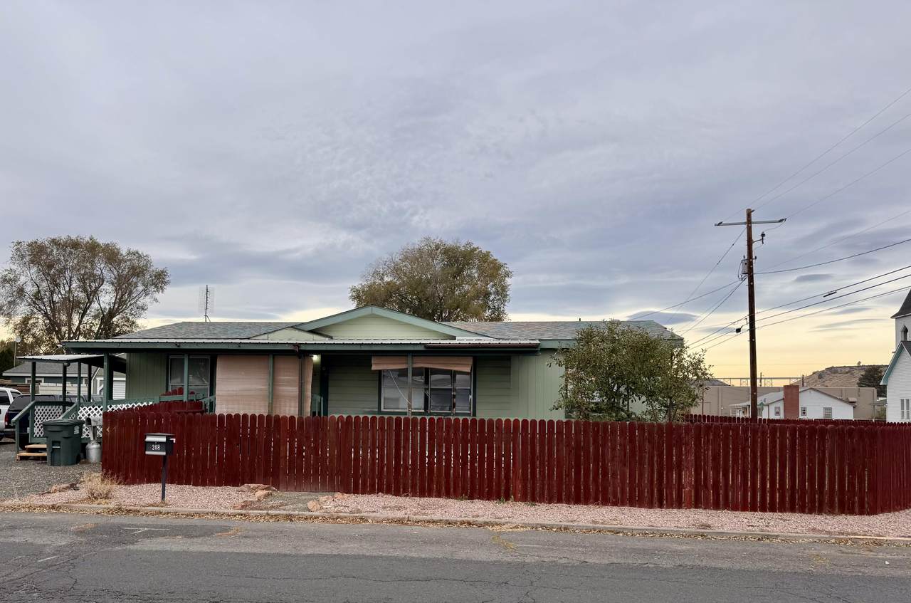 208 9th Street - Photo 1