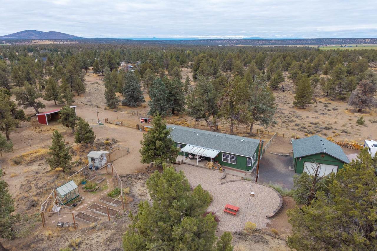 4967 62nd Street - Photo 1