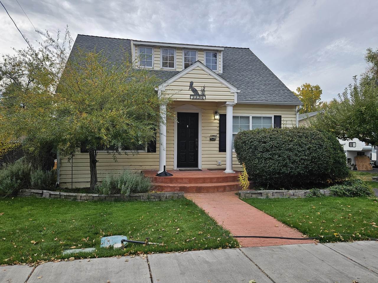 2234 Garden Avenue - Photo 1