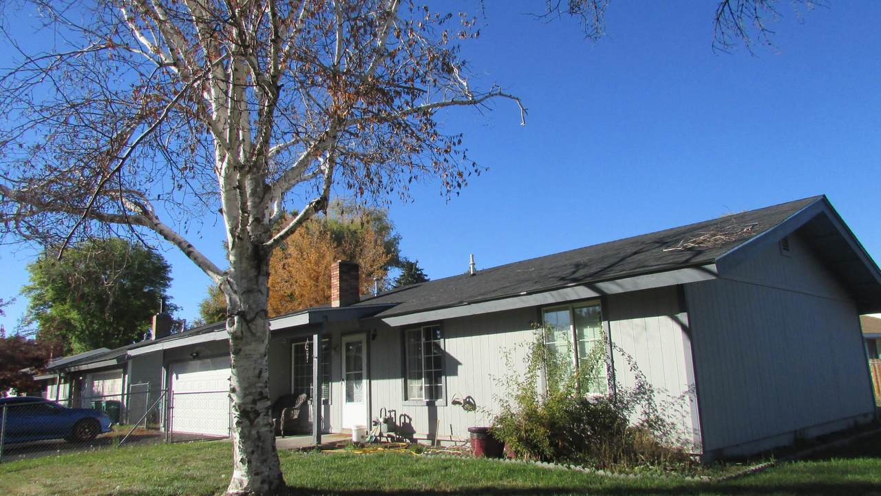 4511 Sturdivant Avenue - Photo 1