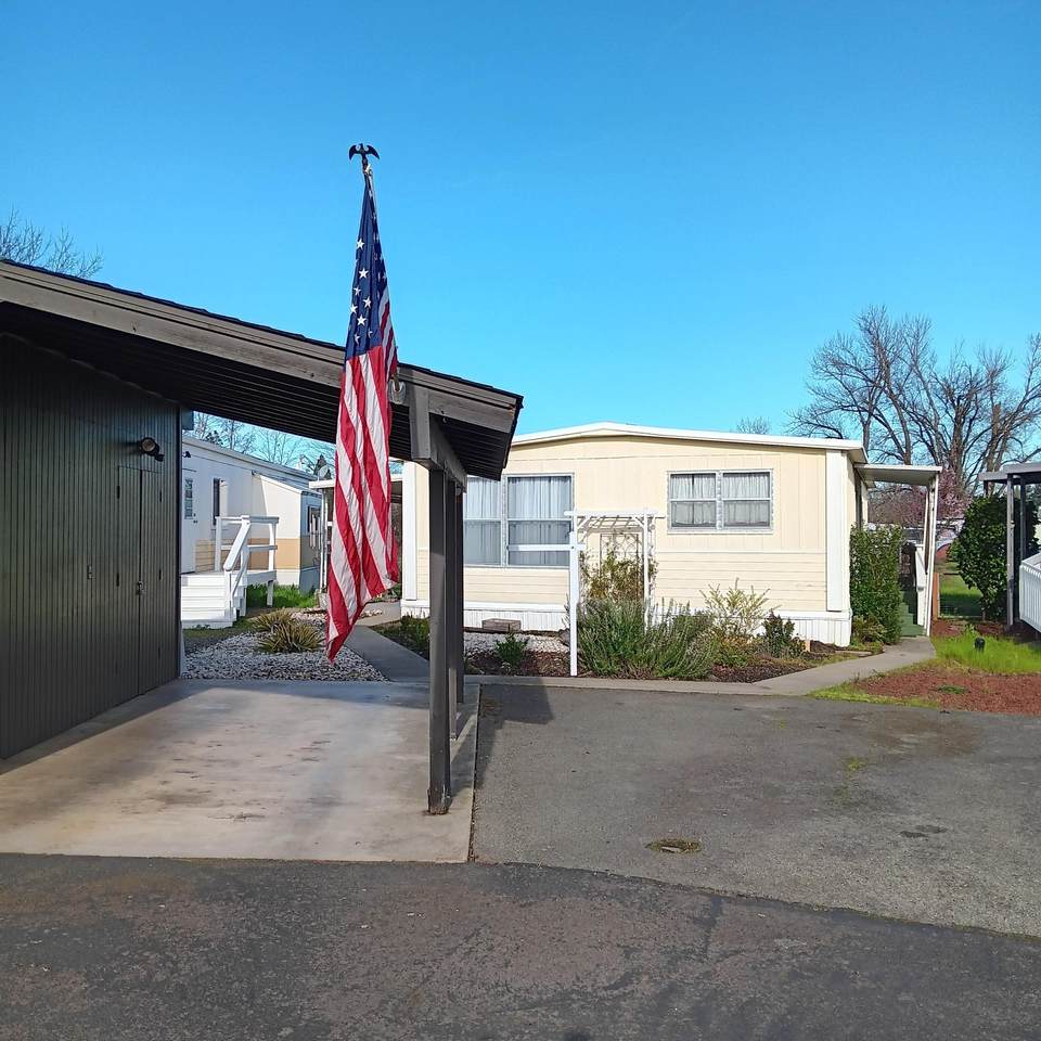 112 Briarwood Way - Photo 1