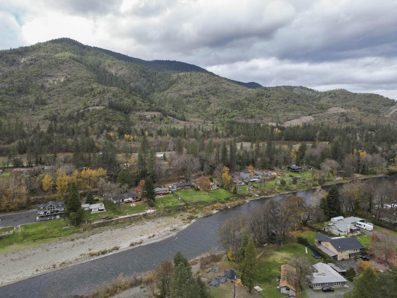 7955 Rogue River Highway - Photo 1