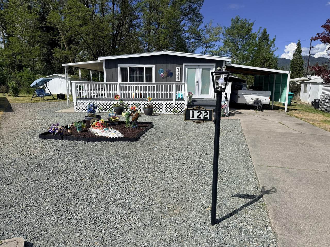 122 Parkdale Circle - Photo 1