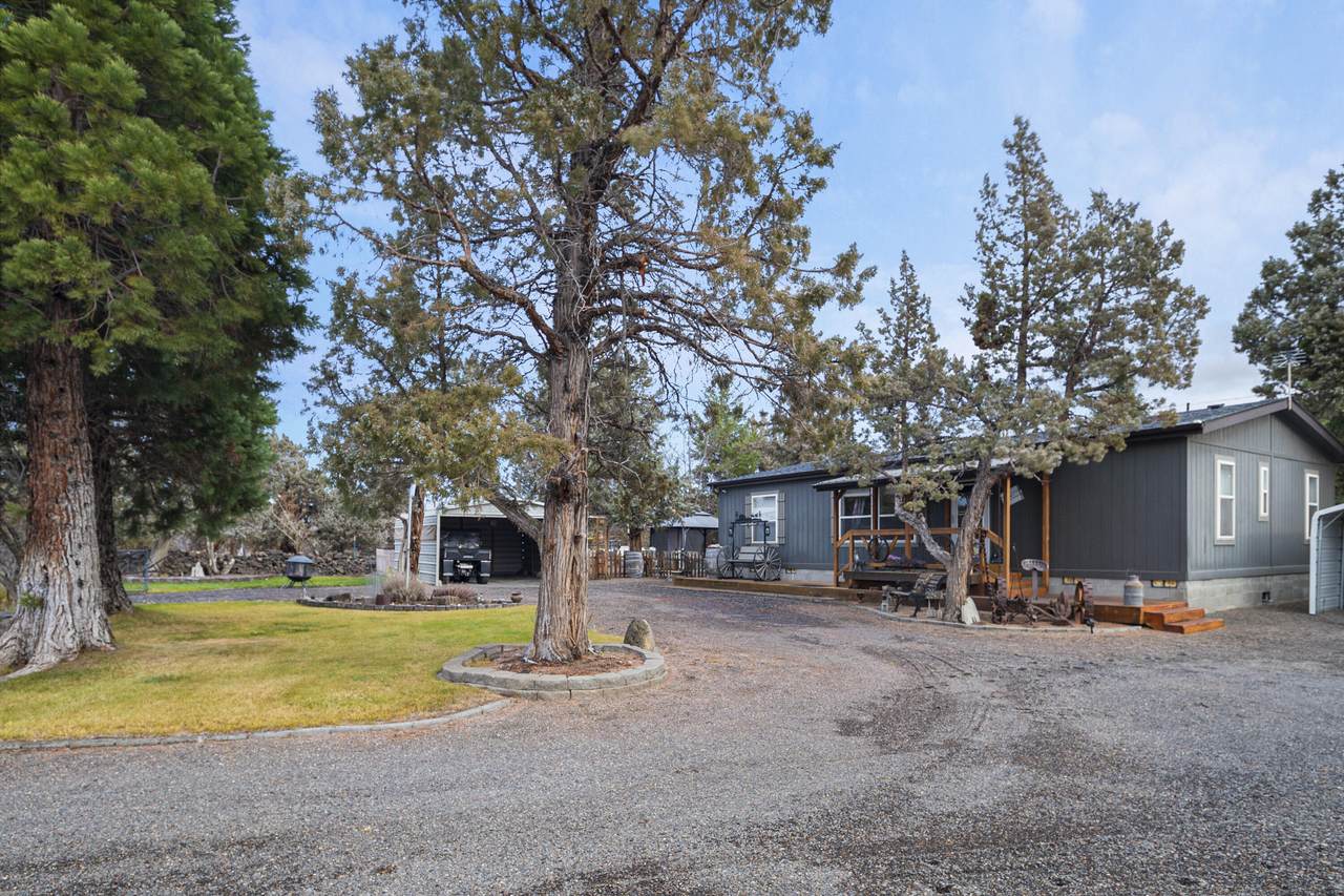 4572 49th Lane - Photo 1