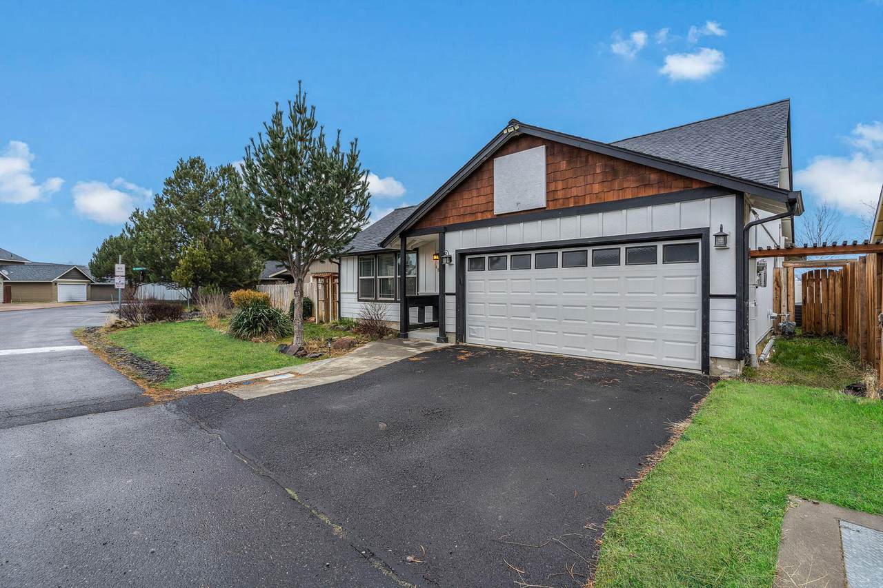 485 Ponderosa Drive - Photo 1