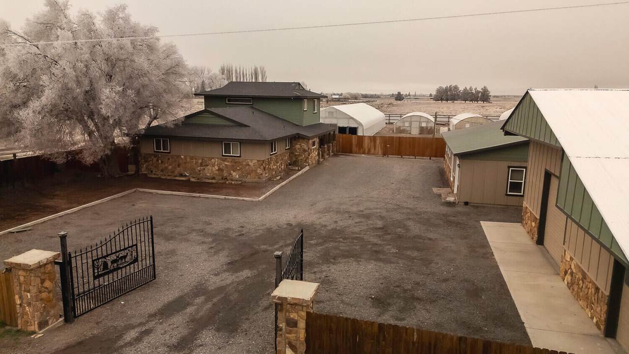 26695 Horsell Road - Photo 1