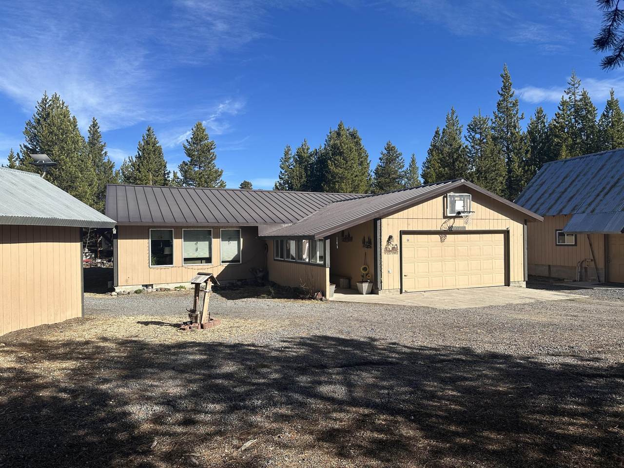 123977 Surveyor Road - Photo 1