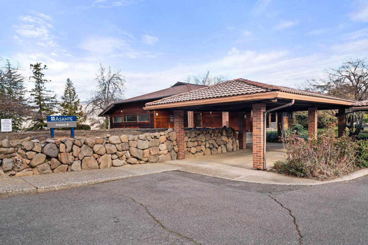 269 Maple Street - Photo 1