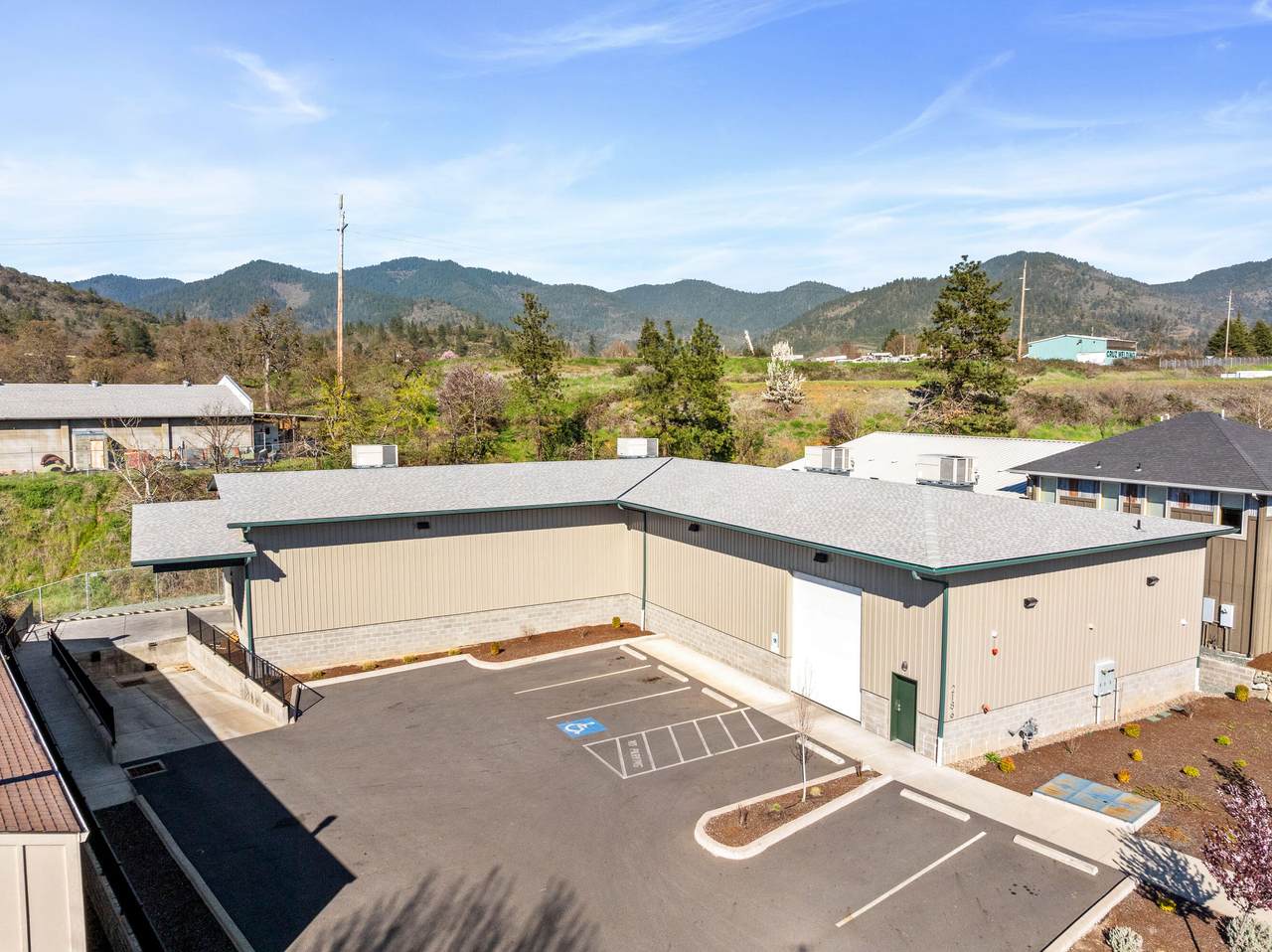 2186 Industry Drive - Photo 1