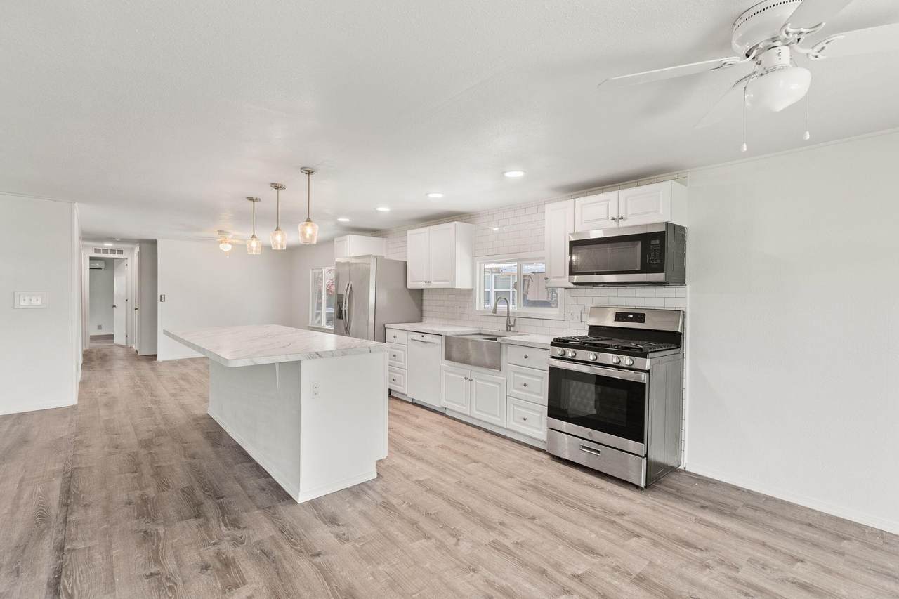 311 Bandy Way - Photo 1