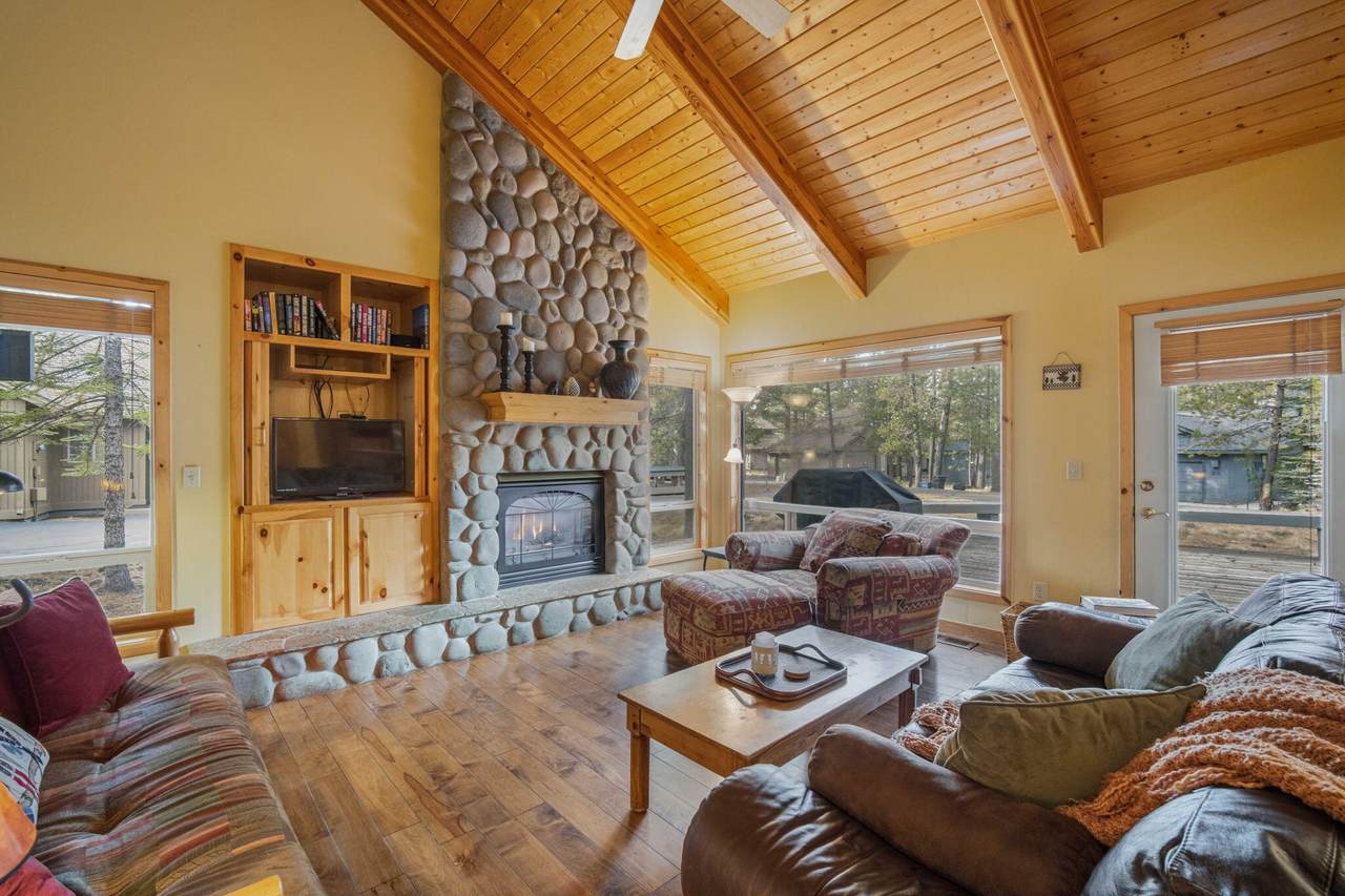 17741 Topflite Lane - Photo 1