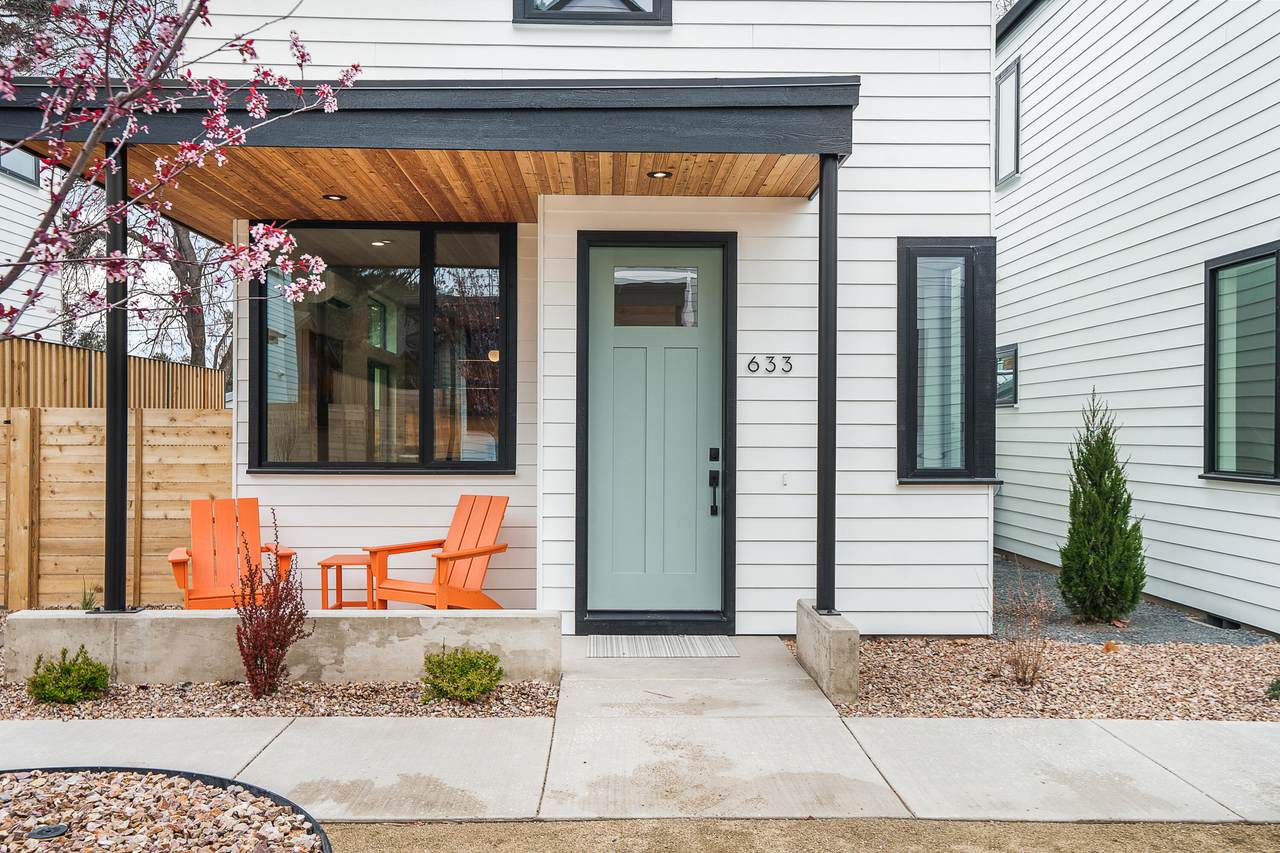 633 Marshall Avenue - Photo 1