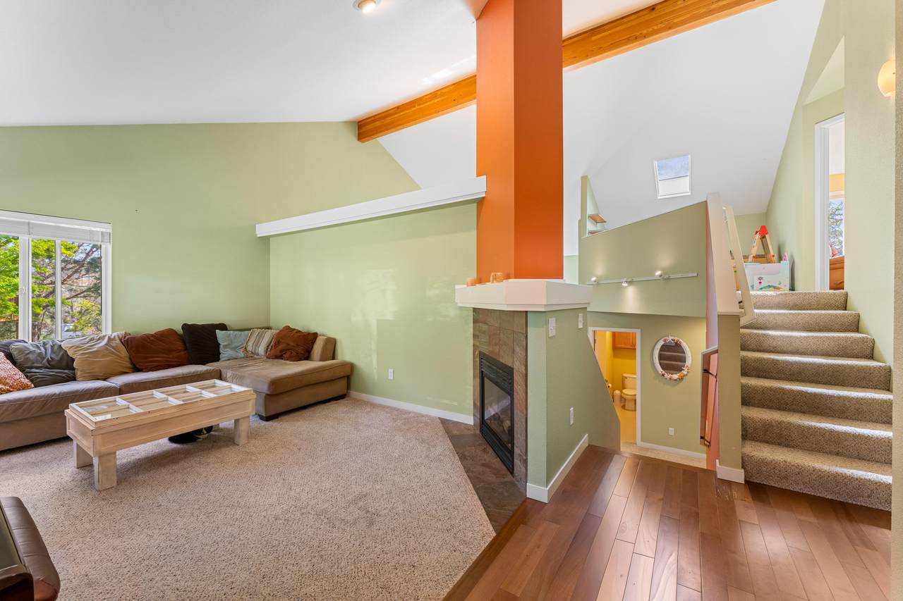 105 Cedar Ridge Terrace - Photo 1