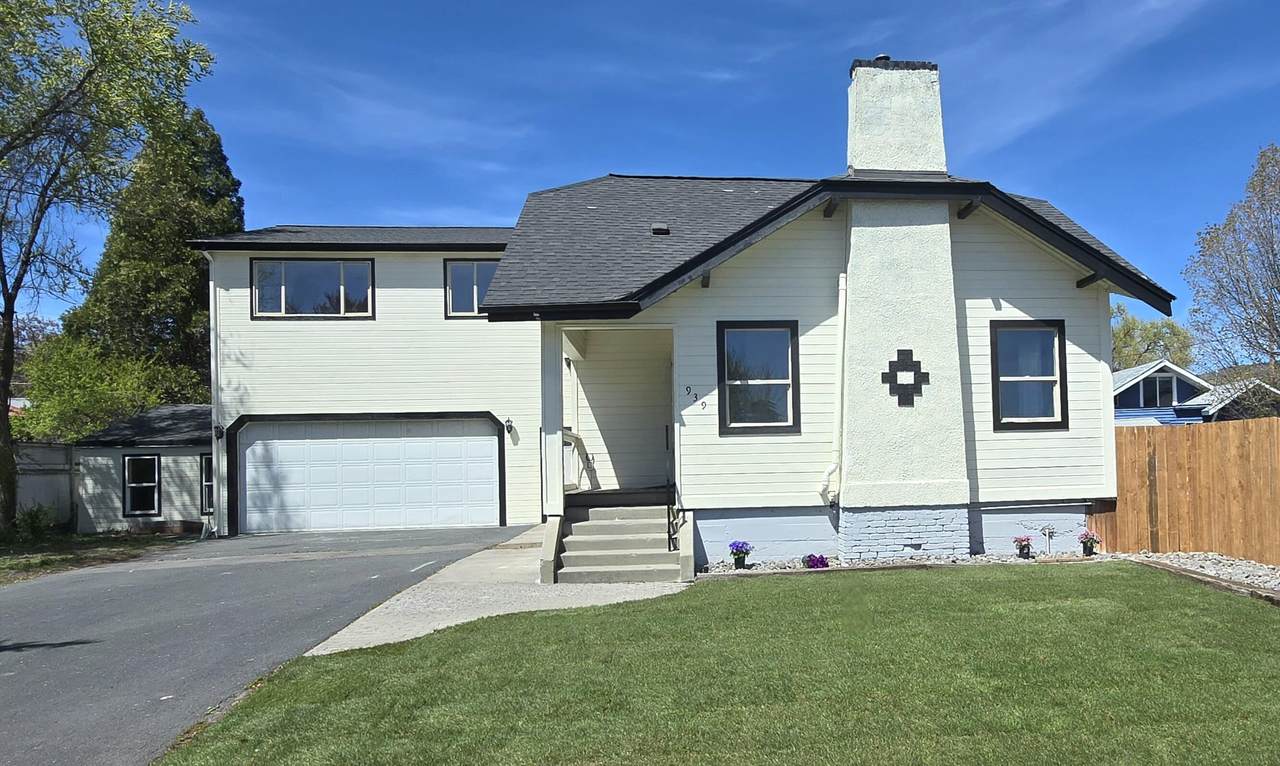 939 Alameda Avenue - Photo 1