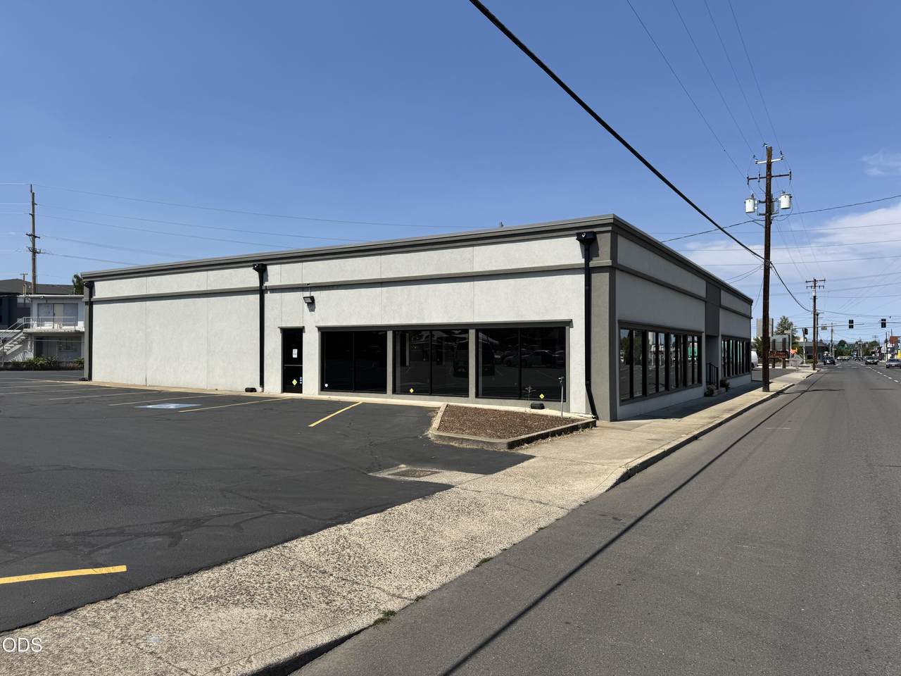 1165 Court Street - Photo 1