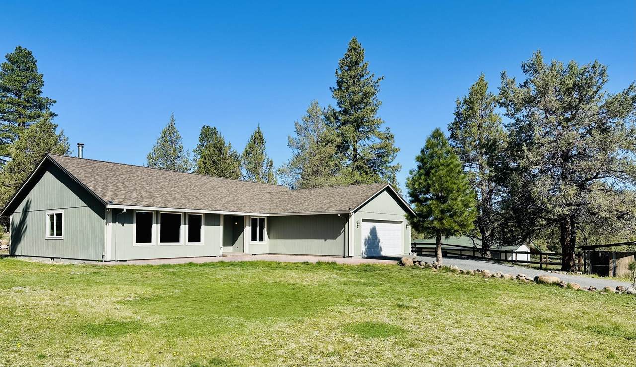 16524 Fieldcrest Road - Photo 1